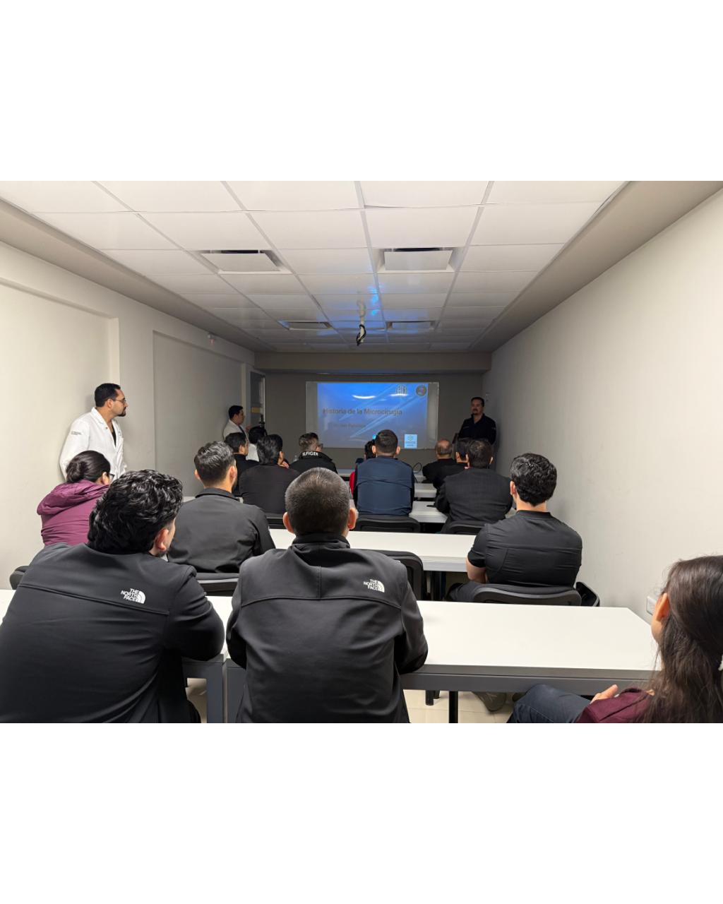 Curso de NeuromicrocirugĂa - Imagen 9